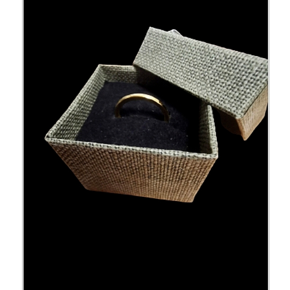 14k Ring - Picture 5 of 8